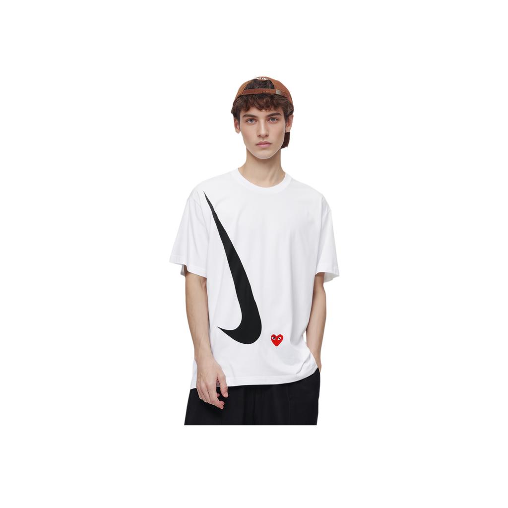 Nike Белая мужская футболка PLAY X Comme des Garçons AE-T402-051-1