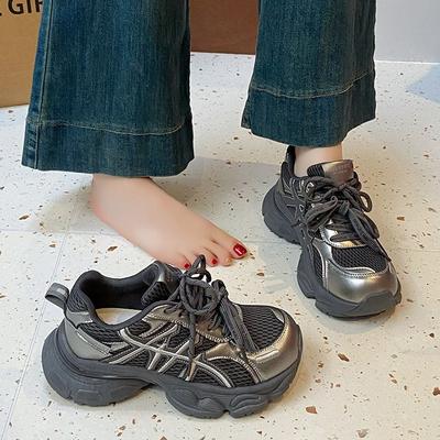 Наступая на дерьмо, чувствуя толстоподошвенные папины кроссовки для женщин 2025 осень новые сетчатые дышащие ретро кроссовки для бега на мягкой подошве для женщин