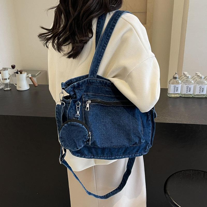 Джинсовая сумка-тоут большой вместимости женская 2025 новая повседневная дорожная сумка через плечо модная текстурная сумка-мессенджер