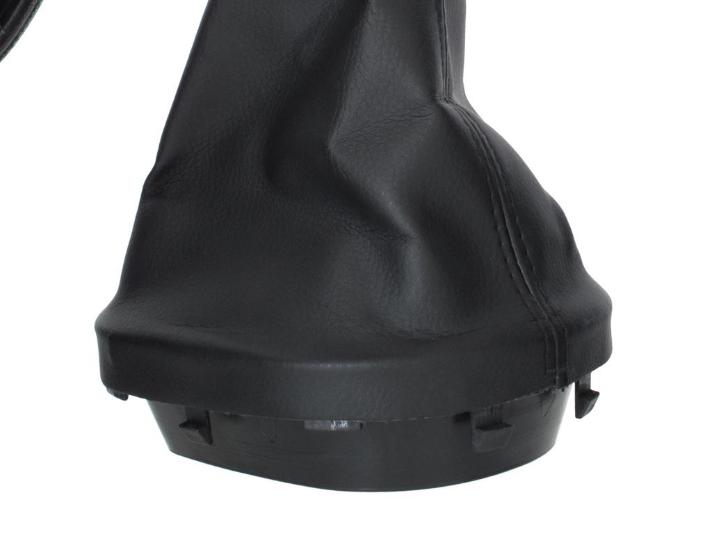 VW Caddy III FL 10-15 Gear Shift Knob + 6-Speed Gaiter