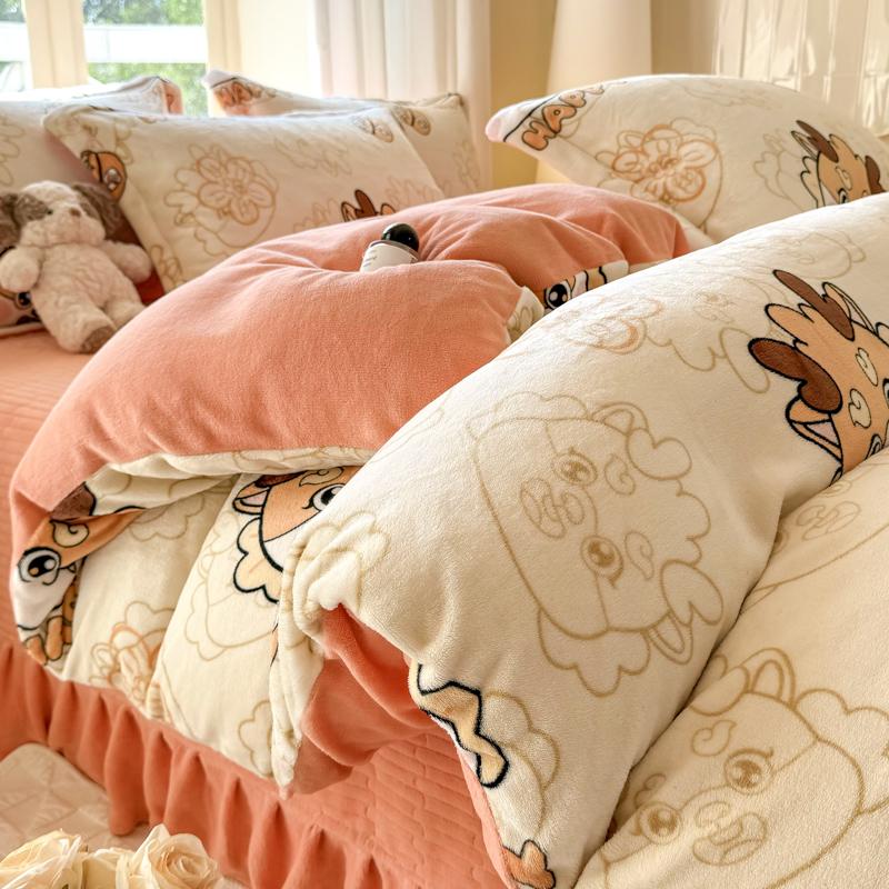Mei Yun Ge Little Fresh Milk Velvet Bed Cover Four Piece Set