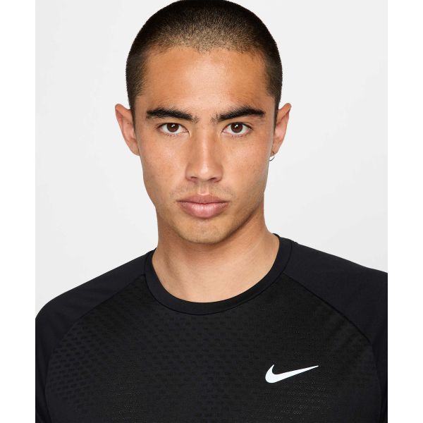 Nike Футболка мужская свободная с круглым вырезом и принтом логотипа, короткий рукав, реглан, черный цвет HV5204-010