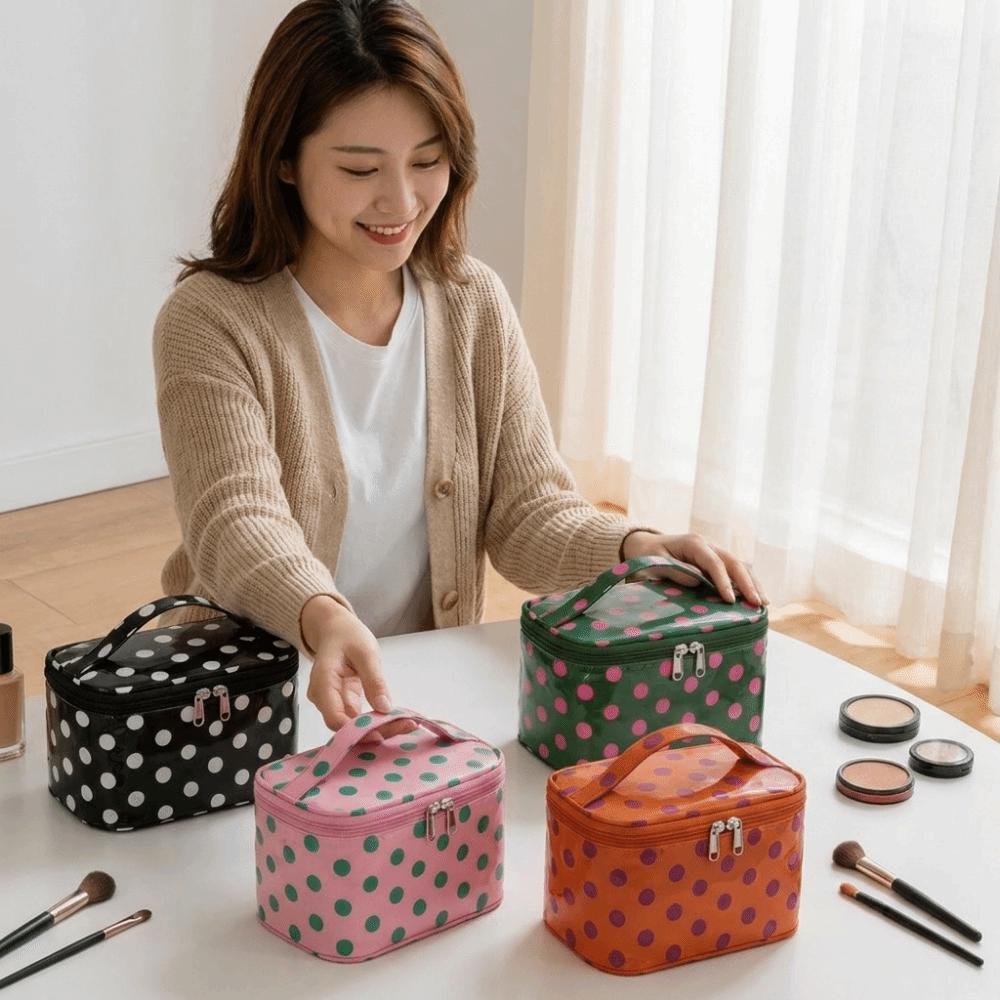Large capacity Polka Dot PVC Makeup Bag PVC Make Up Organizer for Shampoo Conditioner Brushes Set