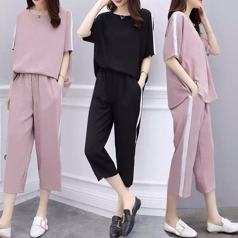 Женский летний костюм из двух частей больших размеров в корейском стиле: Узкий топ с короткими рукавами и свободные широкие брюки