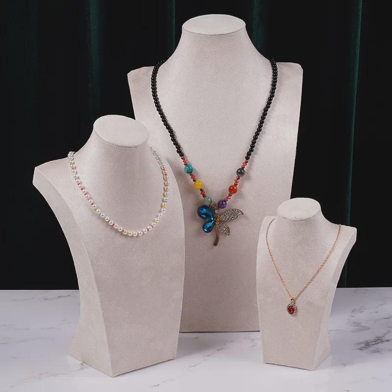 Подставка для демонстрации фланелевых ожерелий - портретная модель для ювелирных изделий и цепочек на ключицу