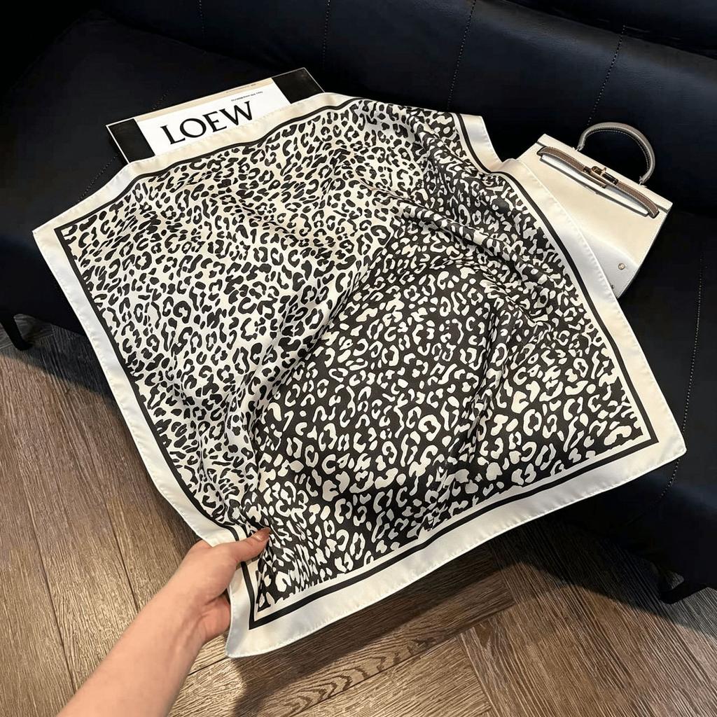 Silk scarf small square scarf feeling headband tied hair spring summer autumn feeling trend versatile fashion tied bag scarf scarf