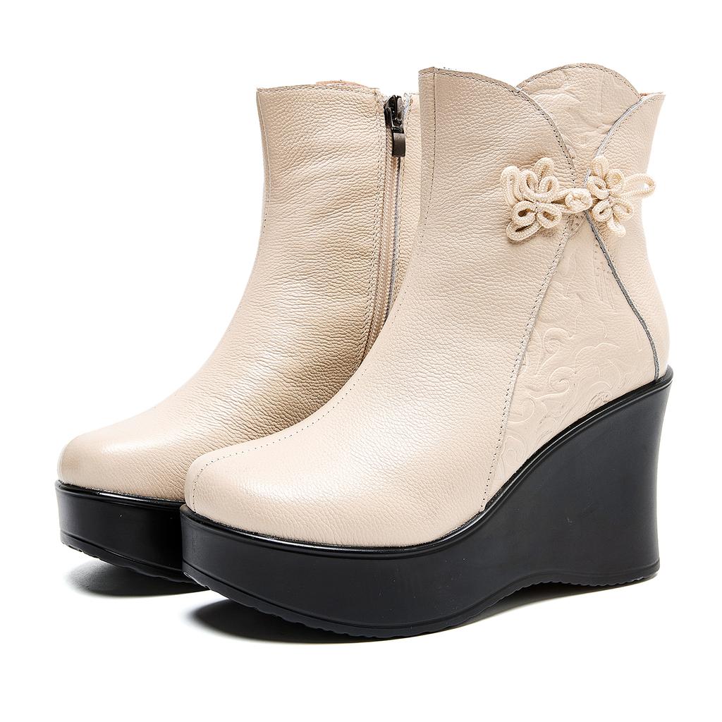 Модные ботинки GKTINOO ручной работы для женщин, ботильоны из натуральной кожи в винтажном стиле на платформе, женская обувь с круглым носком на танкетке