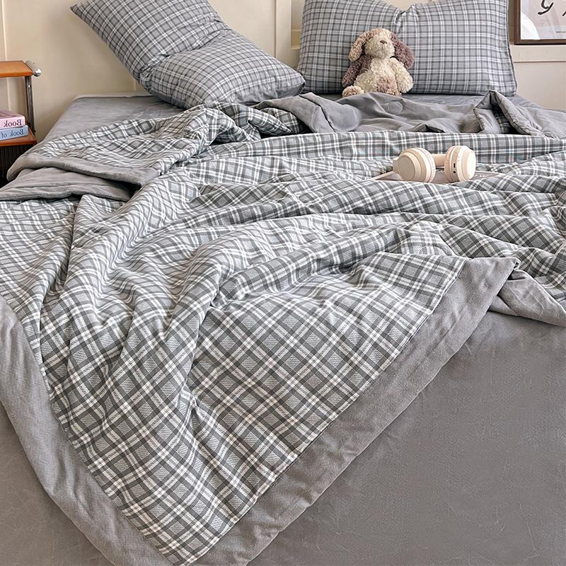 2027 Plaid Summer Cool Quilt Washed Cotton Comfortable Lightweight Air Condition Thin Comforter Simple Feather Blanket for Adults Kid