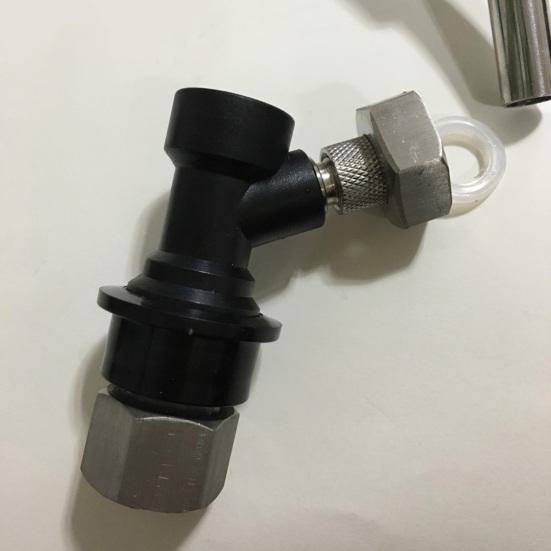 Шаровой замок для пивного бочонка. Полезный надежный пластиковый шаровой замок для пивного бочонка. Легко наносится. Универсальный диспенсер для пивного бочонка. Шаровой замок для пивного бочонка для дома.