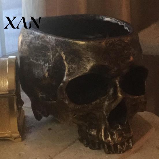 Retro Distressed Skull Decor Planter, Resin Head Flower Pot, Halloween Candy Bowl, Spooky Gothic Home Decoration for Tabletop Bar Office Desk