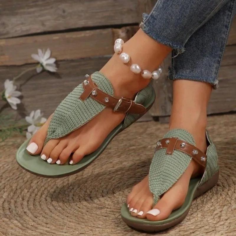 Fashion 2025 New Shoes Female Pinch Toe Women's Sandals Fashion Rivet Beach Sandals Women Summer Plus Size Comfortable Flat Sandals