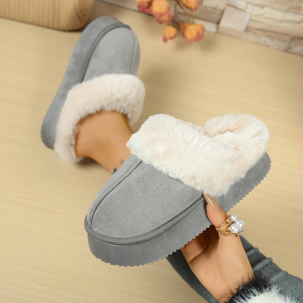 Fashion Casual Thicken Bottom Suede Snow Boots Women 2025 Winter Short Plush Non Slip Winter Outdoor Slippers Warm Faux Fur Shoes