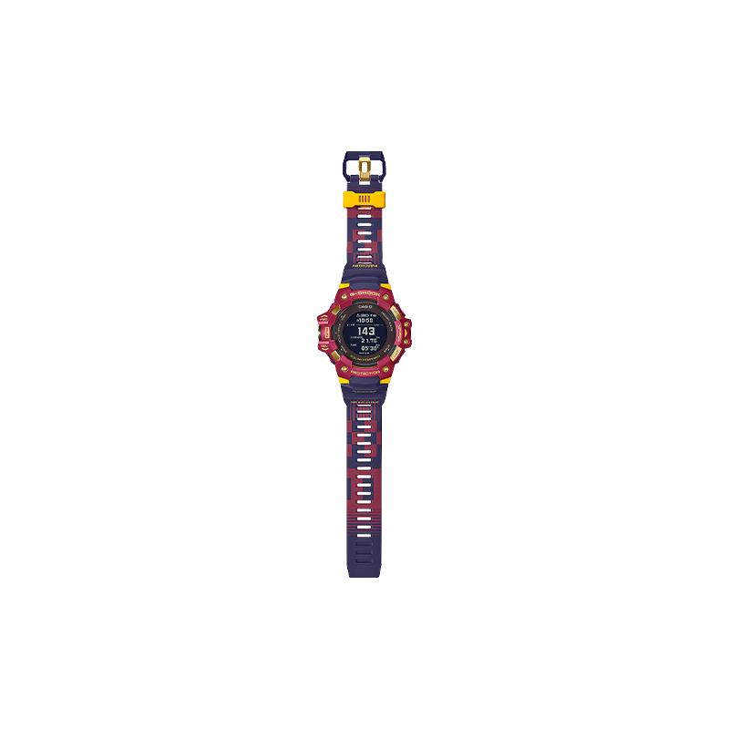 Casio Серия G-SQUAD Модель в сотрудничестве с Барселоной MATCHDAY, логотип Барселоны выгравирован на задней крышке, кварцевый механизм, полимерный ремешок, GBD-H1000BAR-4JR