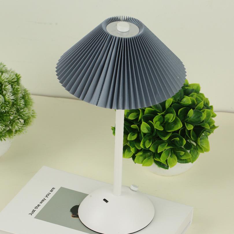 LED Table Lamp Creative Atmosphere Desk Lamp USB Rechargeable Table Lamp Vintage Bedroom Bedside Study Decorative Night Lights