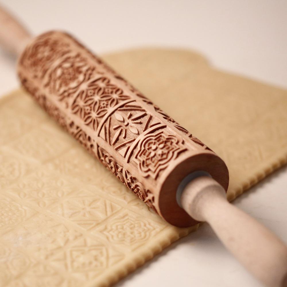Square Grid Patterned Roller Laser Engraved Embossed Wooden Rolling Pin Cookies Mold Dough