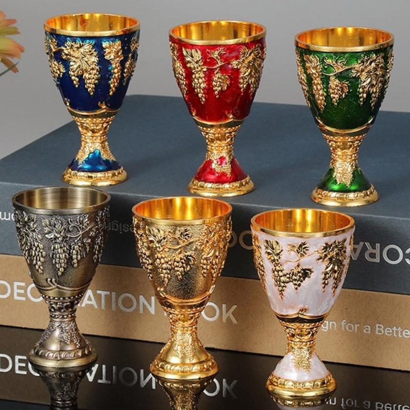 European Wine Glass, Alloy Vintage Portable White Cup, Carved Mini Spirit Vodka Cup, Tabletop Living Room Decoration, 30ml,1pcs