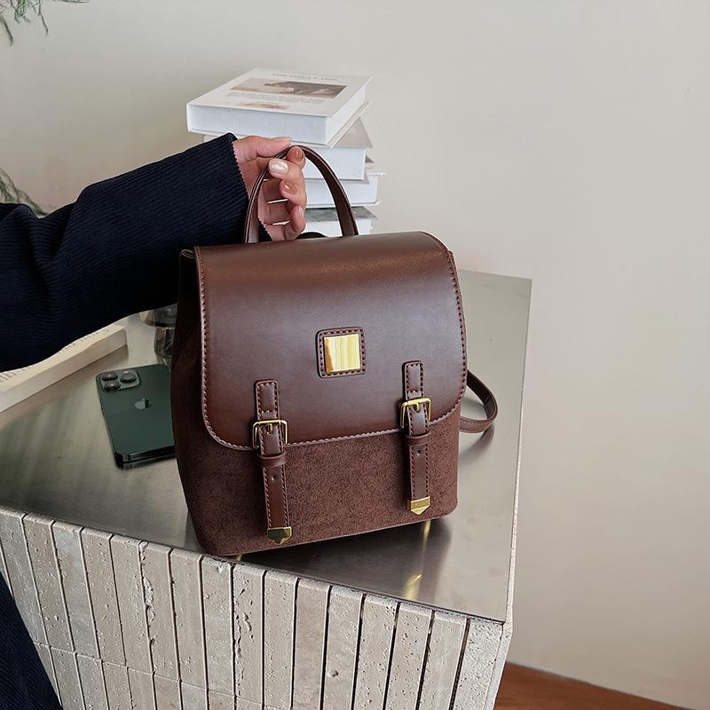 Рюкзак в стиле колледжа, универсальный, с темпераментом, 2025, повседневный, супер-огонь, корейская версия, ins, популярный, для осени и зимы, женская маленькая сумка для поездок