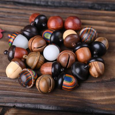 Брелок-подвеска из красного сандала в виде желудя и сосновой шишки с откручивающейся бутылочкой для пожеланий