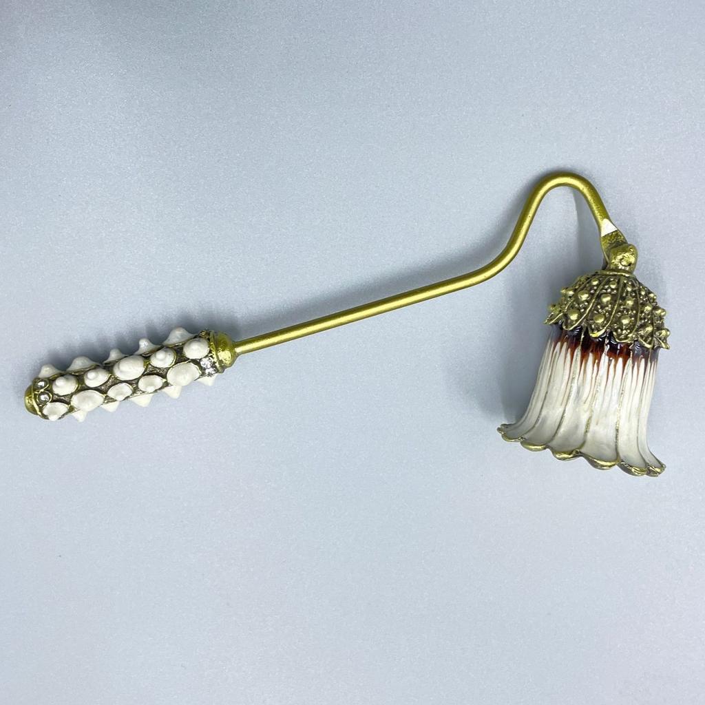 High-Volume Supply Zinc Alloy Judaica Candle Accessories Professional Grade Synagogue Candle Snuffer Price