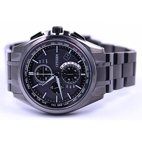 Citizen АТ8044-56Е ( Часы ATTESA Black Titanium Series Eco-Drive с радиоуправлением мировым временем) Круглый
