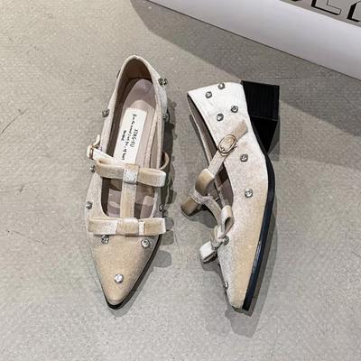 Модные туфли-лодочки с бантом и кристаллами, элегантные женские туфли с острым носком, на среднем каблуке, дизайнерские массивные туфли, тренд 2025, весеннее платье, женские туфли