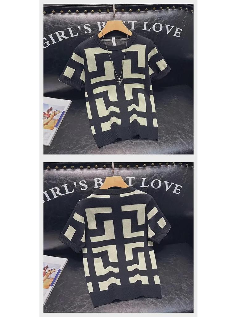 Мужская облегающая повседневная трикотажная футболка с коротким рукавом и геометрическим узором для весны и осени.