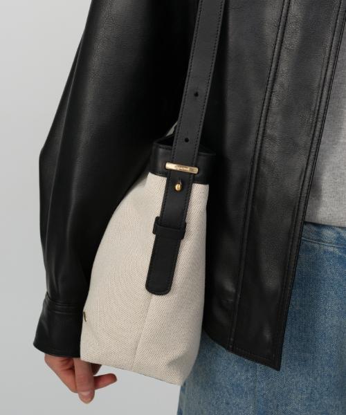 Depound Offback Shoulder [Ivory]