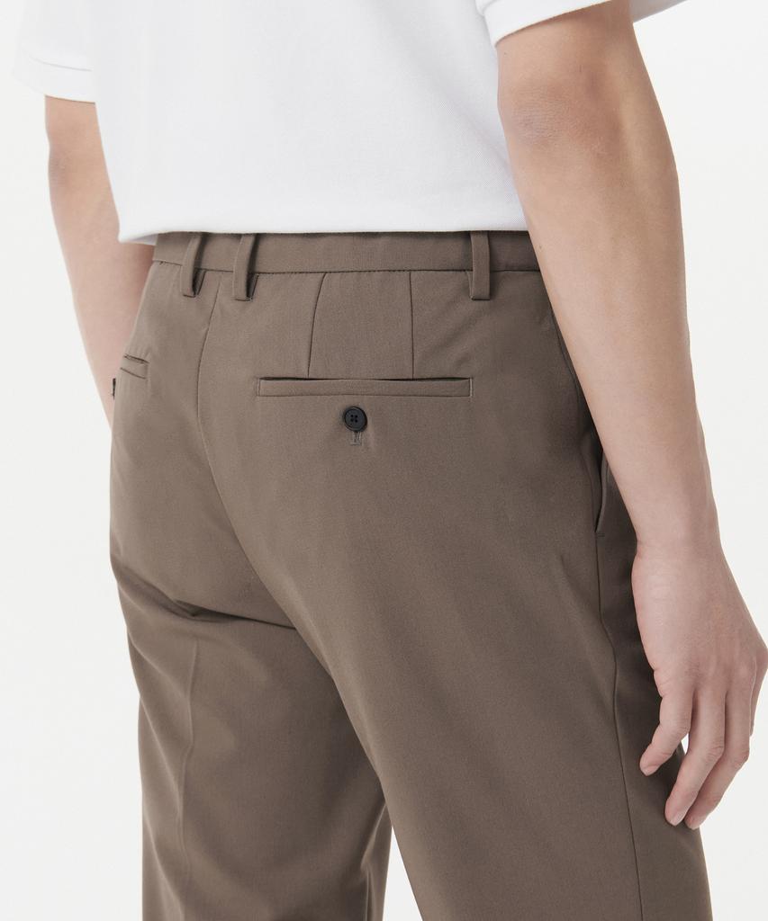 MUSINSA STANDARD Lightweight Tapered Hidden Banding Crop Slacks [Dusty Beige]