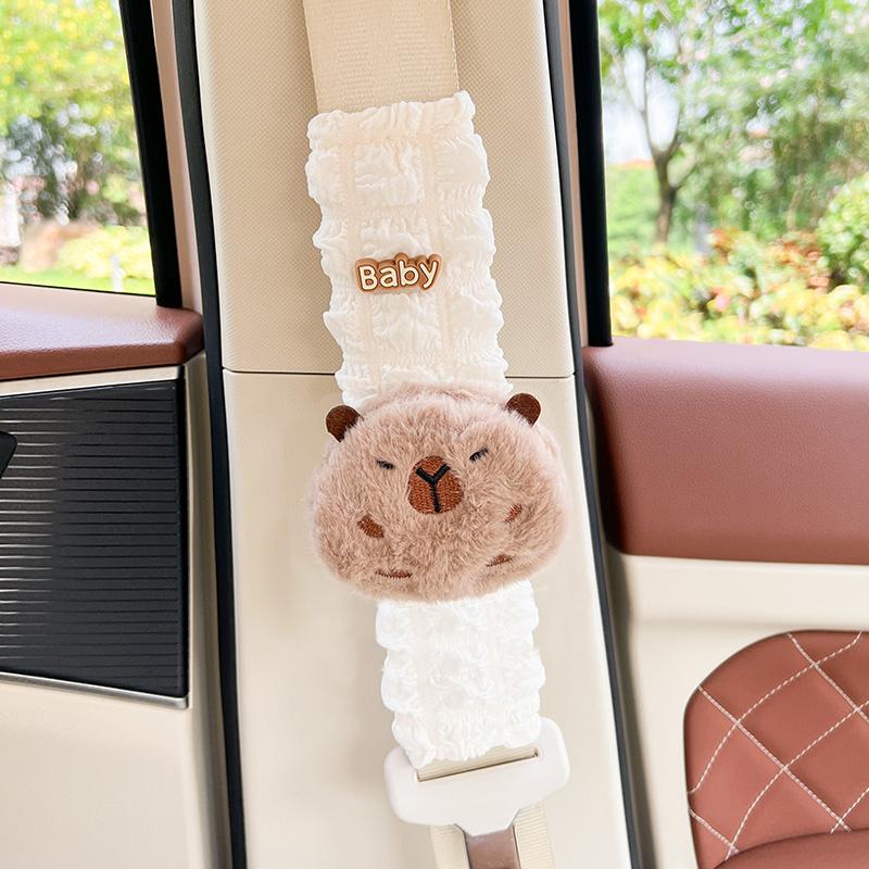 Новый милый мультяшный чехол на ремень безопасности для автомобиля капибара, всесезонный универсальный пуховый материал, автомобильная безопасность, накладка на плечо, украшение для автомобиля