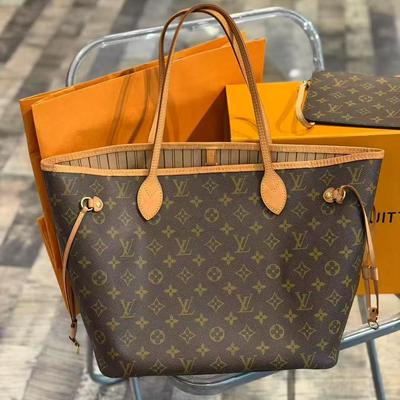 [Б/У] Сумка-тоут Lv Neverfull Mm из канвы Monogram и кожи - Отличное состояние #119B5L0
