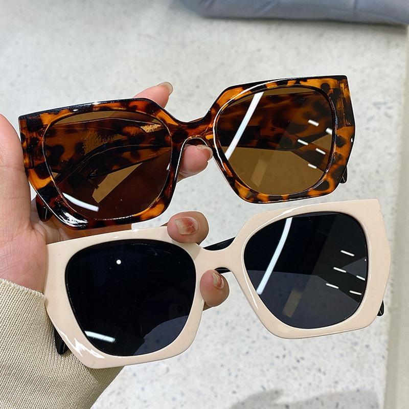 Shades for Men Women Fashion Irregular Oversized UV400 Women Gradient Polygon Sunglasses Big Frame Modern Vintage Eyewear