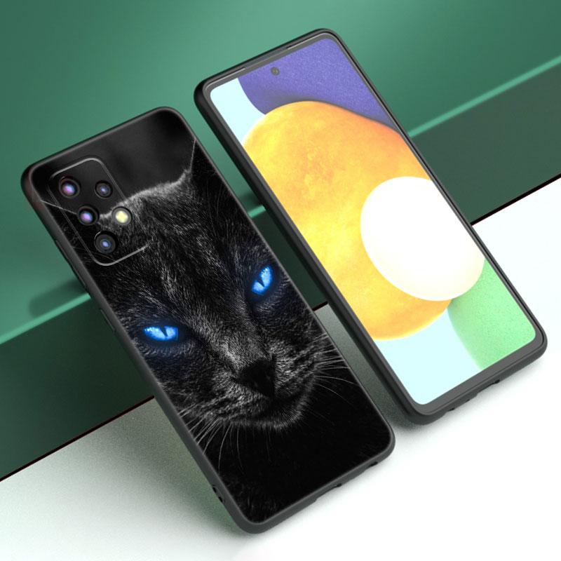 Черный кот пристально смотрит на чехол для телефона Samsung A13 A22 A24 A32 A23 A25 A34 A35 A52S A53 A54 A55 A73 A12 A14 A15 A31 A33 A50 A51