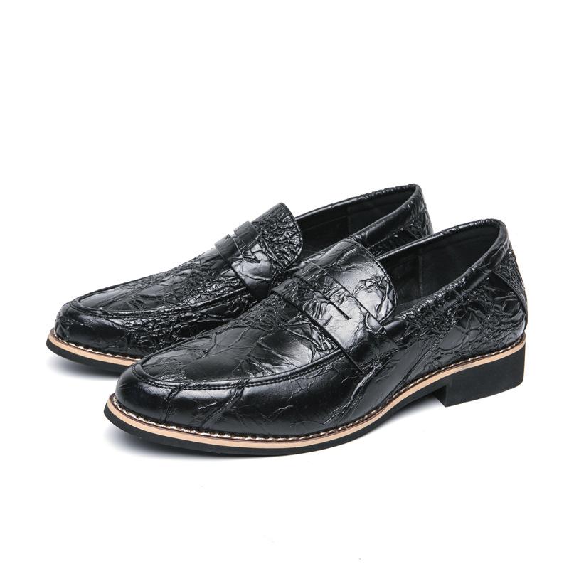 Men's Loafers Large Size New Crocodile Pattern Casual Leather Shoes Fashionable Men's Retro Style Foot Loafers