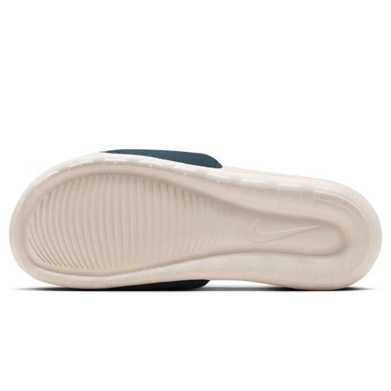 NIKE Men's Slip-On Sandals, VICTORI Casual Shoes