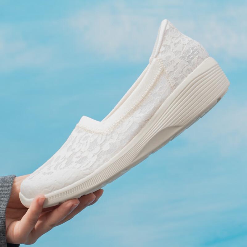 Skechers Женская летняя обувь для активного образа жизни 159377