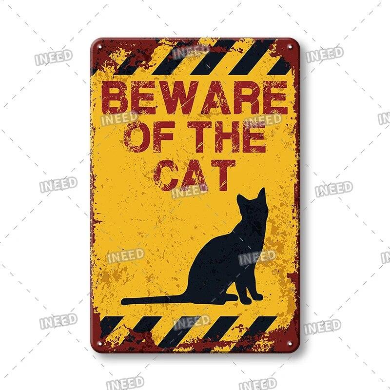 BEWARE OF Dog Cat Chicken Retro Plaque Metal Tin Signs Garden Yard Home Decoration Caution Kraken Plate Animal Warning Sign