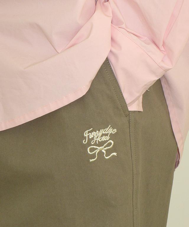 RONRON Drawing Stitch Parachute Pants Khaki