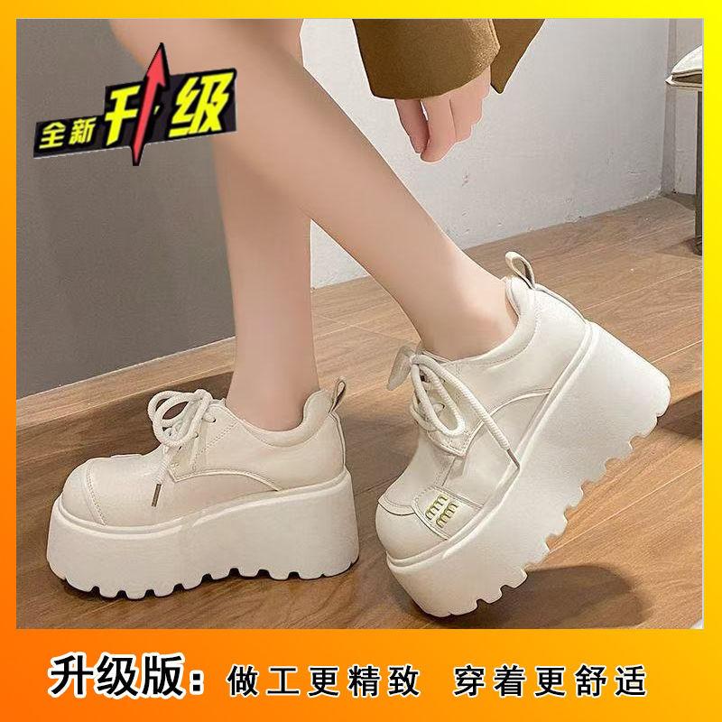 Модные и тонкие универсальные уличные туфли-одиночки в британском стиле с толстой подошвой, женские, весна 2024, новые модели