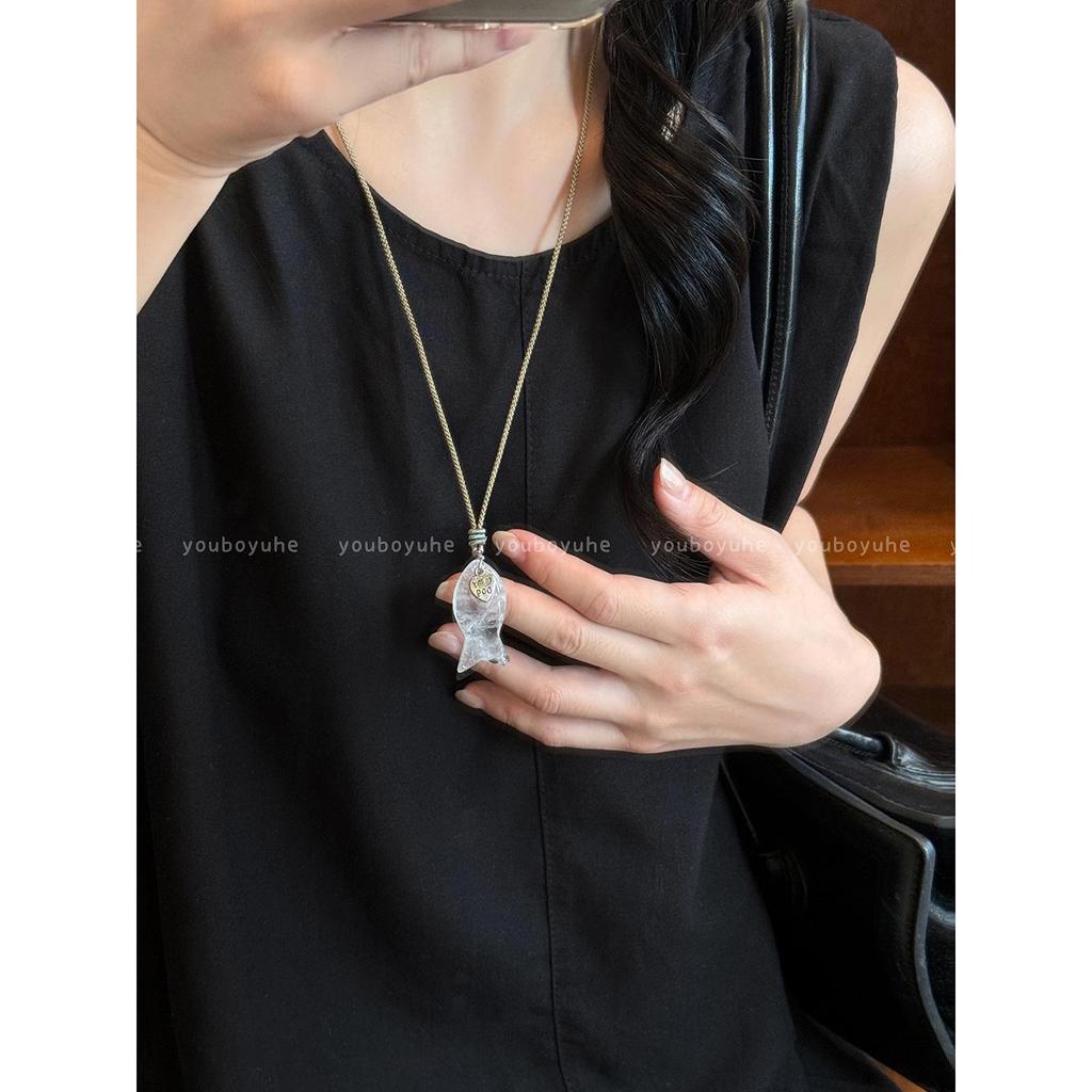 Женское ожерелье с подвеской в виде рыбки из камня тигровый глаз в стиле Y2K - Аксессуар с длинной цепочкой класса люкс