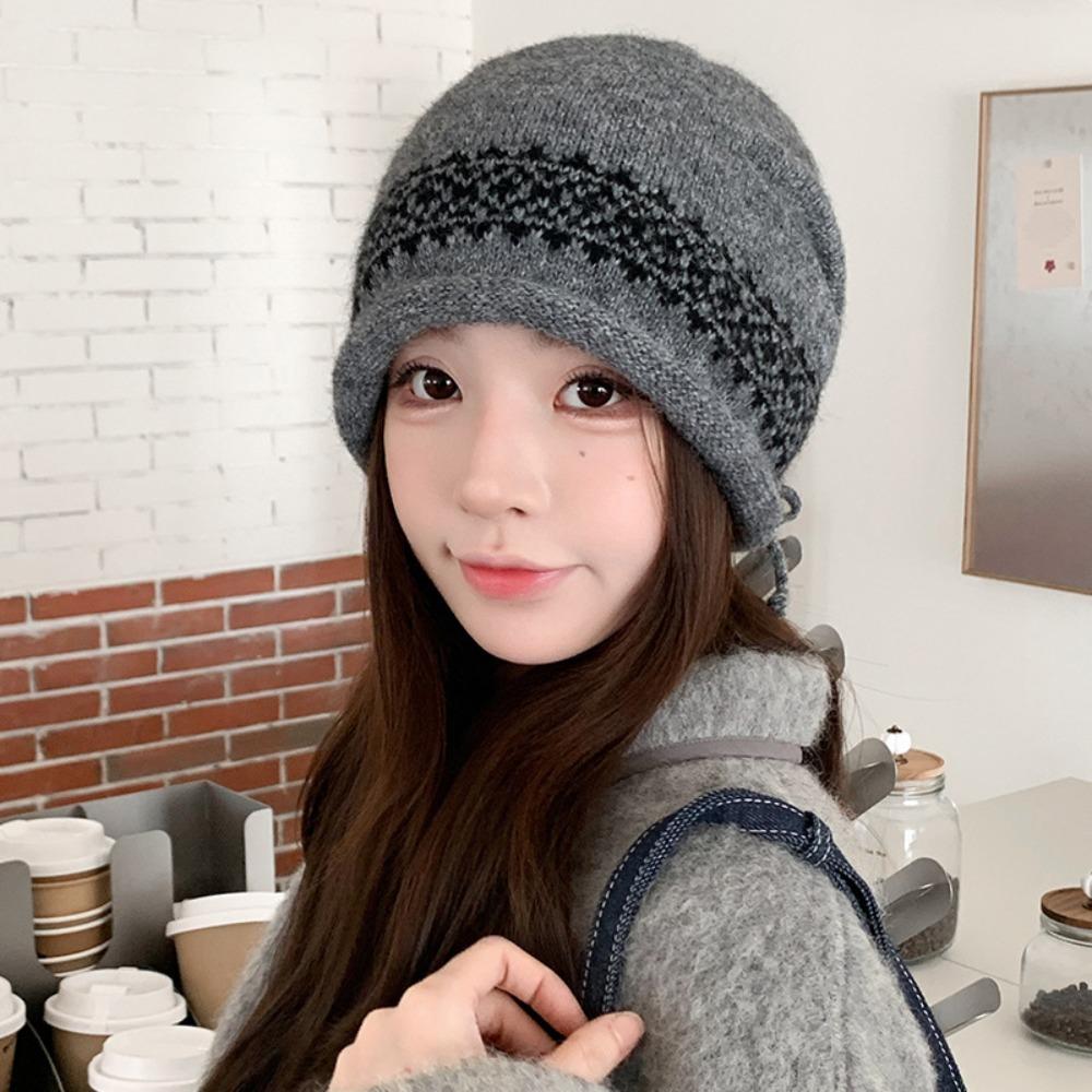 Vintage Women's Beanie Slouchy Fit Jacquard Knit Hat Durable Drawstring Knit Cap Daily Commute