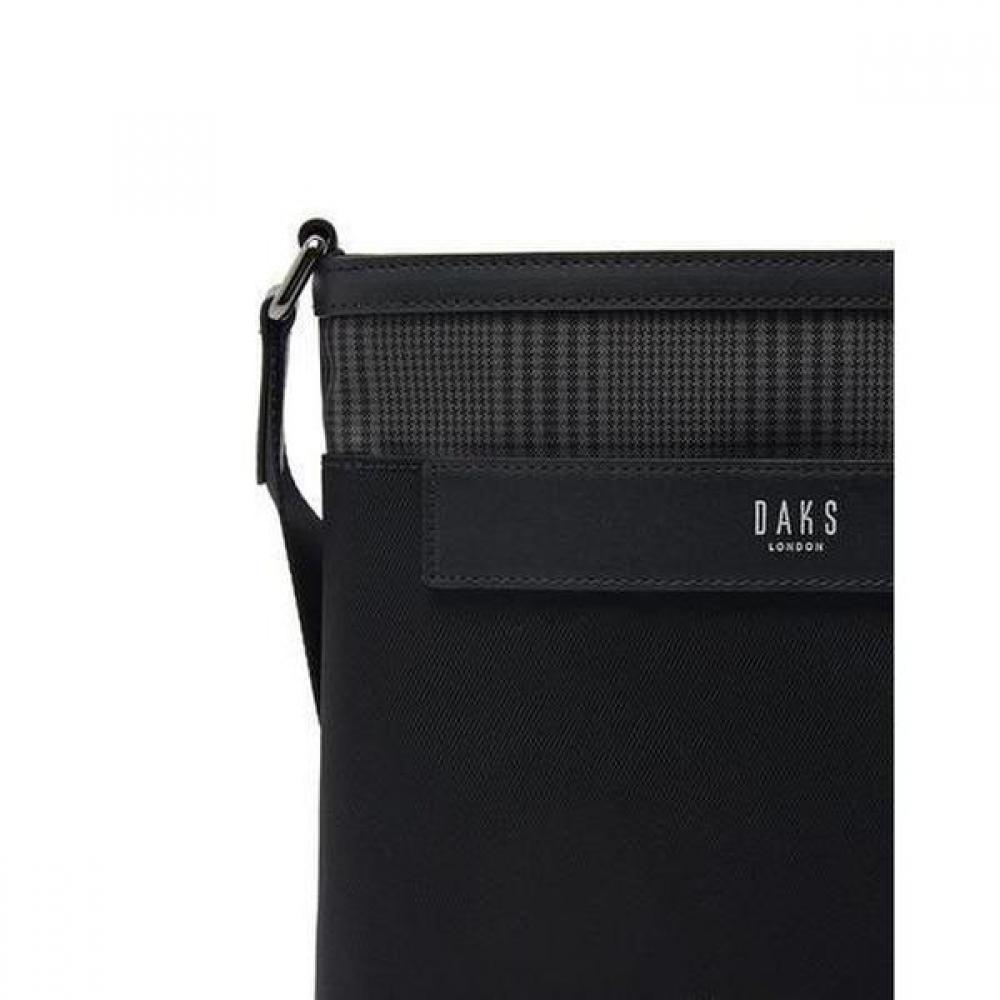 Daks Black Check Crossbody Bag Dbba5e332bk