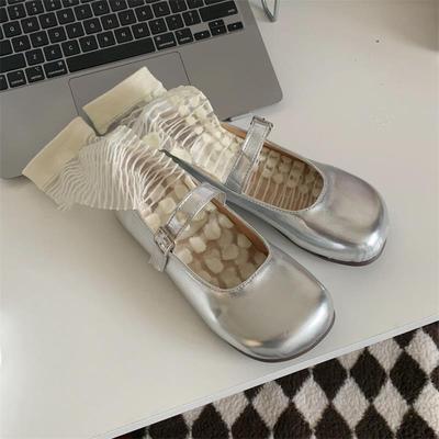 Платформенные туфли-одинарки женские весенне-осенние новая модная обувь лоферы маленькие маффины женская обувь черный ветер маленькие кожаные туфли