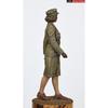 Life Miniatures 1/35 Вторая мировая война Британская ATS Шагающий младший лейтенант Елизавета Виндзор 1945 Неокрашенный полимерный модельный набор LM-35005