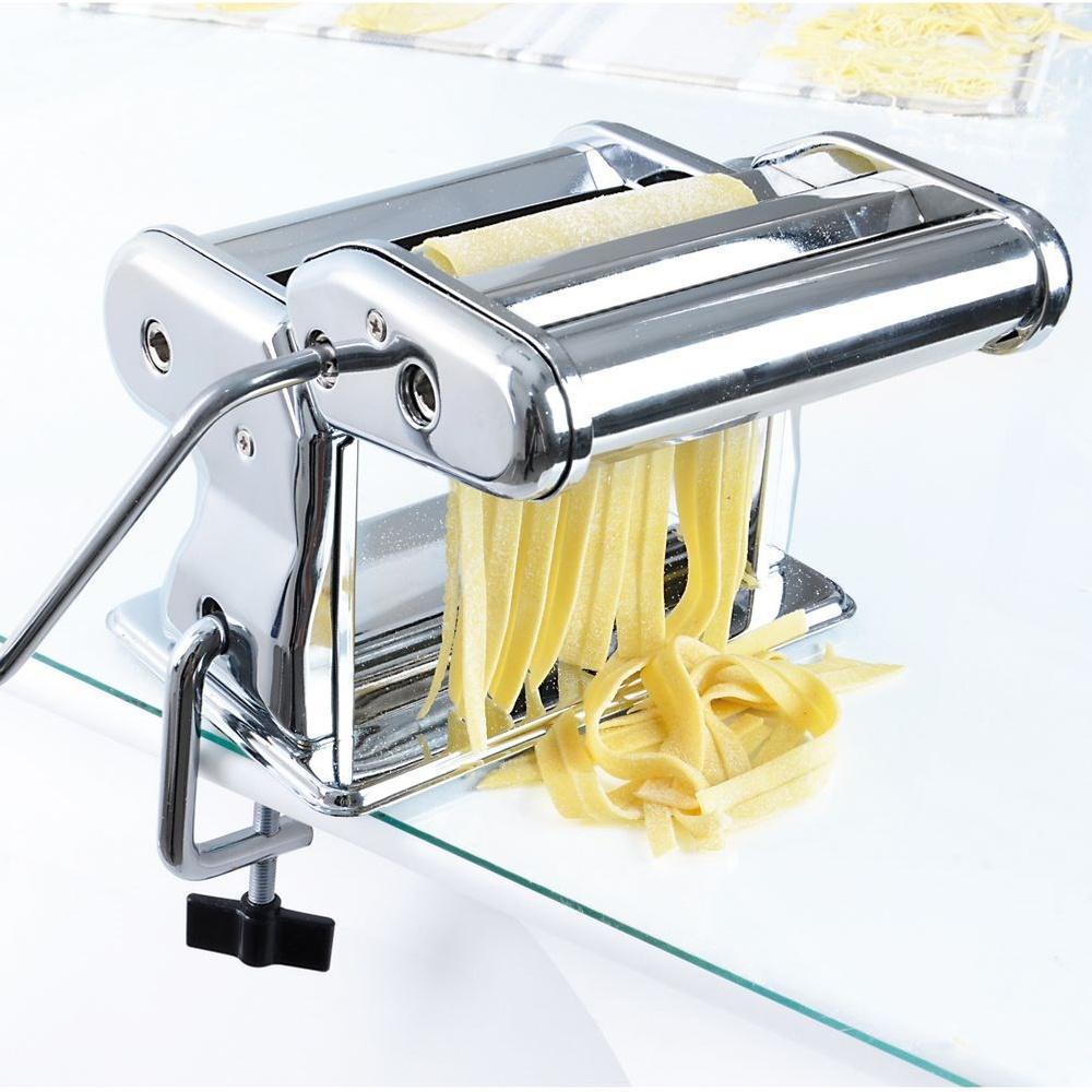 Pasta machine