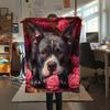 Pitbull and roses,pattern Flannel Blanket, High quality Comfortable for All Seasons, Home Decor, Warmth and Comfort, Perfect for Gifts.