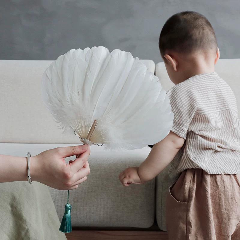 Handmade Summer Fan for Babies, Goose Feather Fan for Children, Peacock Feather Fan, Traditional Style Summer Hand-Cranked Cattail Fan, Old-Fashioned