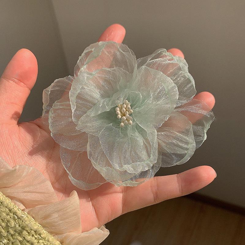 Caro 3D Rose Hair Claw Clip - 2024 High-End Floral Shark Clip for Women, Elegant Headwear