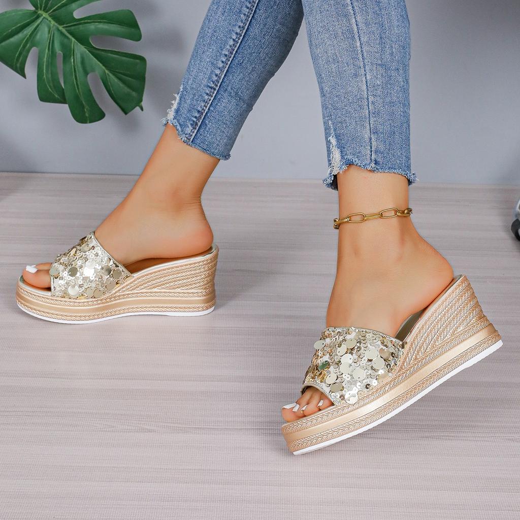 Новые сандалии с блестками, женские тапочки на танкетке с толстой подошвой, новые женские летние нескользящие пляжные туфли, женские шлепанцы