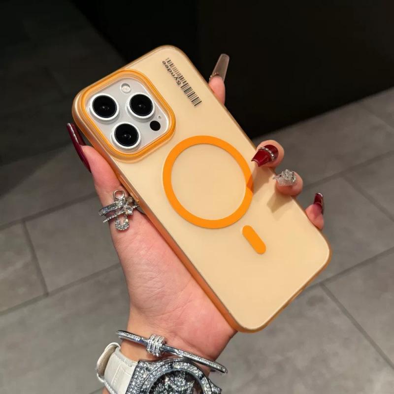 Чехол для мобильного телефона iPhone16Promax из мягкой песочной кожи, матовый полупрозрачный, подходит для Apple 15, магнитная присоска, 14, простой чехол для ПК