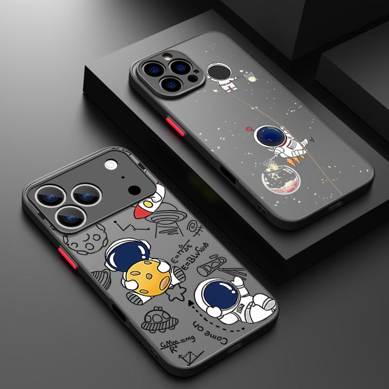 Cartoon Astronaut Phone Case For iPhone 17 Air 16 15 14 Pro Max 13 12 17 Pro 16e 11 Matte Shockproof Soft Edge Hard Cover Funda